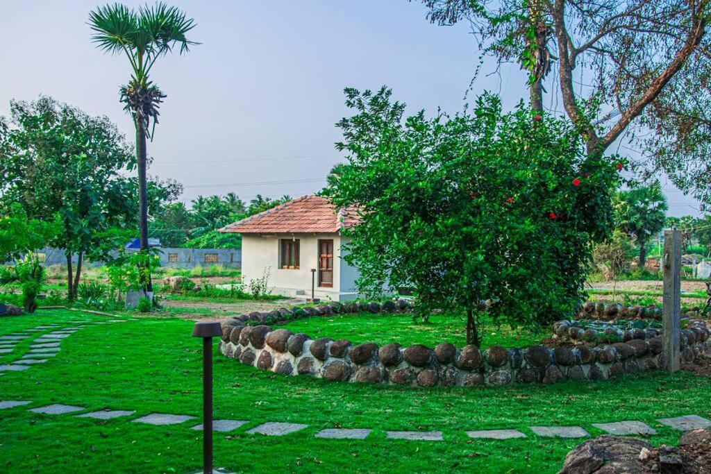 Holy Mountain Villa - Tiruvannamalai Bagian luar foto